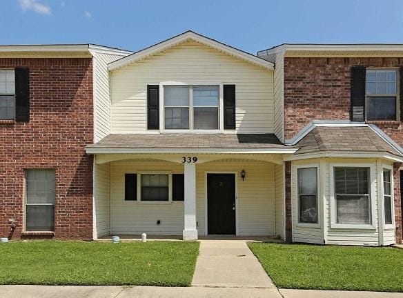The Seasons - 323 Woodale Dr - Monroe, LA Apartments for Rent