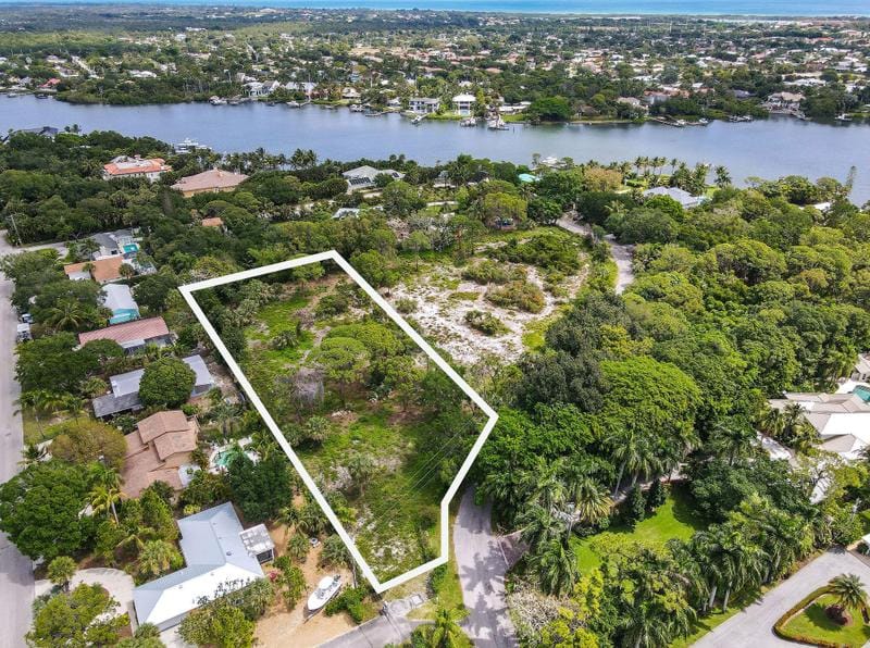 19407 Pinetree Dr, Jupiter, FL 33469 - MLS RX-10792691 for Sale