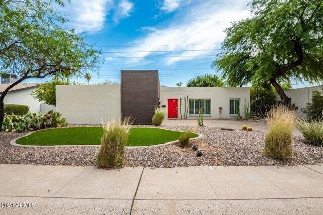 3 Bedroom 2 Bath In Scottsdale AZ 85250 for Rent
