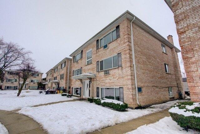 2 Bedroom 1 Bath In Glenview IL 60025 for Rent