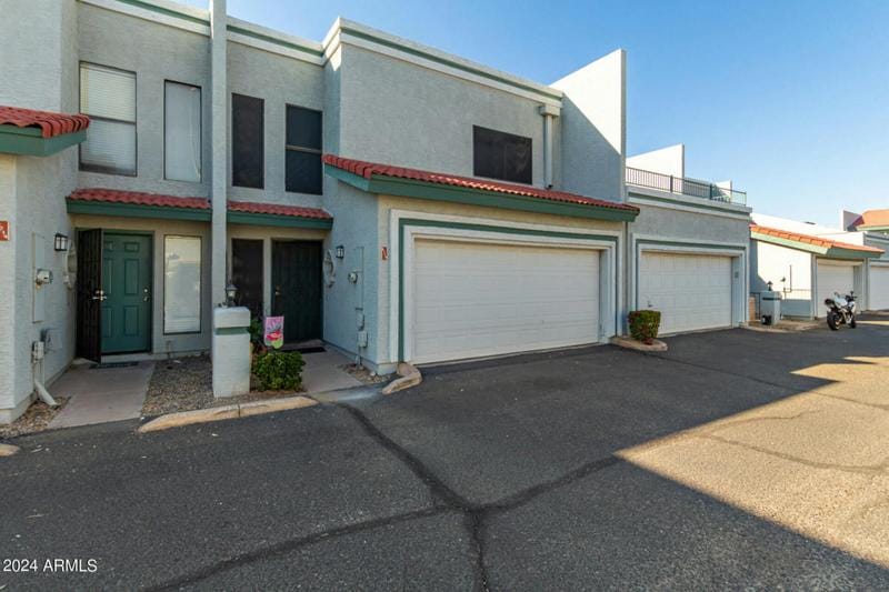 8718 N SHADOW LN, Peoria, AZ 85345 Condo/Townhouse For Sale  MLS# 6648842 for Rent