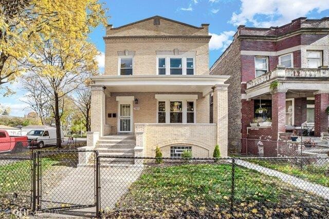3 Bedroom 1 Bath In Chicago IL 60620 for Rent
