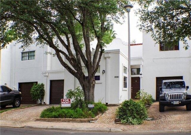 2 Bedroom 2.5 Bath In Mc Allen TX 78504 for Rent