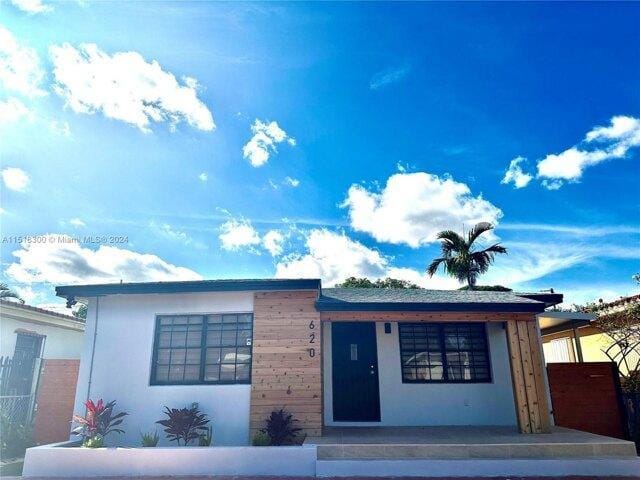2 Bedroom 1 Bath In Miami FL 33126 for Rent