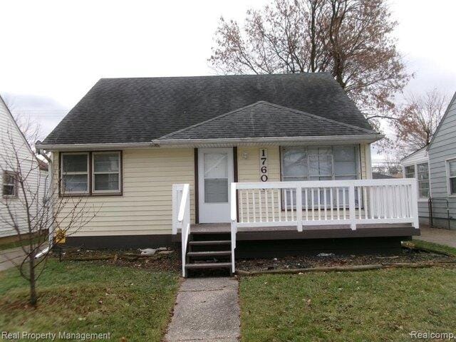 3 Bedroom 1 Bath In Roseville MI 48066 for Rent