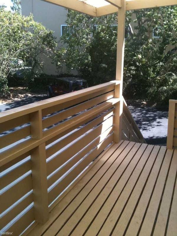 Upper unit  4852 Park Blvd for Sale