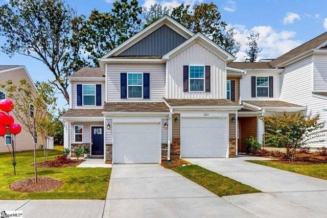 3 Bedroom 2.5 Bath In Greer SC 29651 for Rent