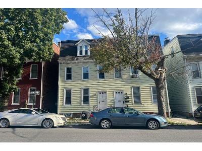 W Philadelphia St for Sale