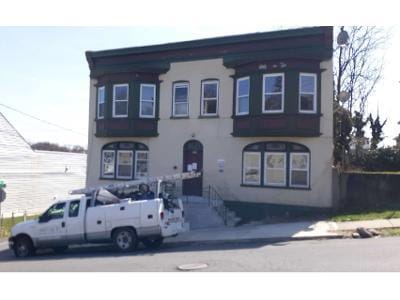 Bushkill St for Sale