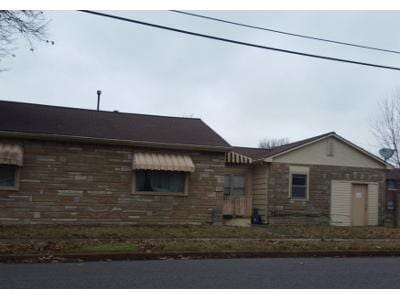 N 13th St for Sale