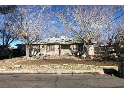 W Pillsbury St for Sale