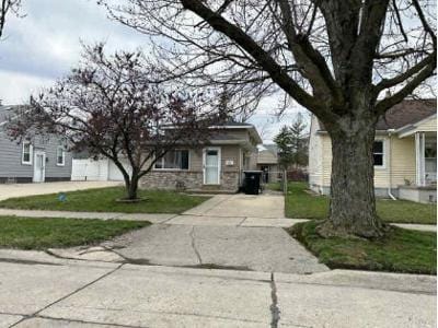 15th St for Sale