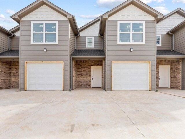 3 Bedroom 2.5 Bath In Granbury TX 76049 for Rent