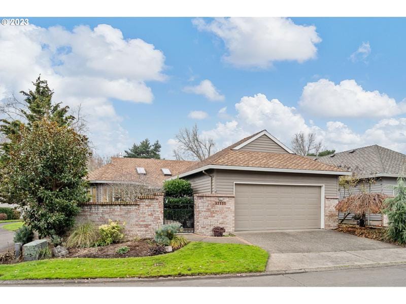 32335 SW LAKE DR, Wilsonville OR 97070 for Sale