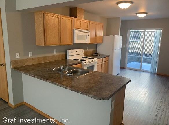 1603 Perry St Yakima, WA 98902 - Home For Rent