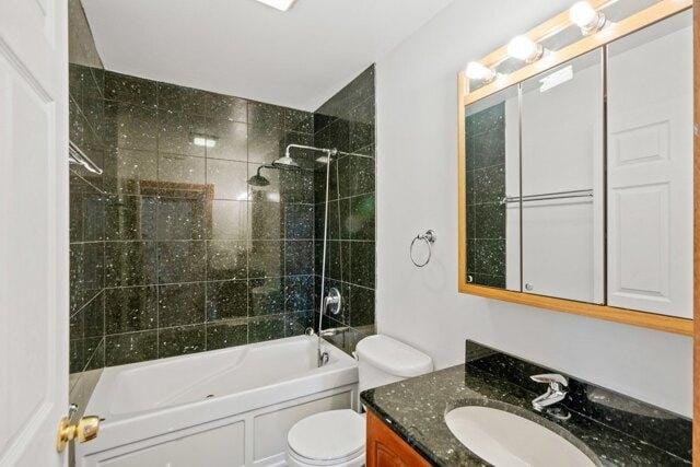 Home For Rent In Morton Grove, Illinois