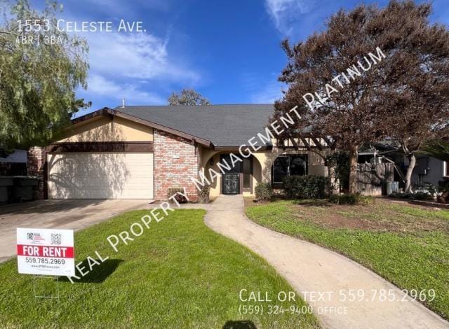 4 Bedroom 3 Bath In Clovis CA 93611 for Rent