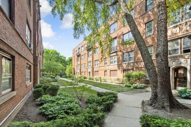 3 Bedroom 1 Bath In Chicago IL 60626 for Rent