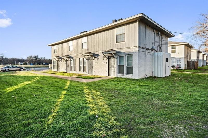 4951 Miller Ave, Fort Worth, TX 76119 for Sale