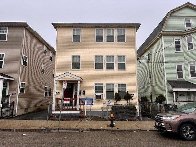 3 Bedroom 2 Bath In Boston MA 02119 for Rent