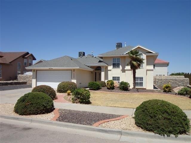 5 Bedroom 3 Bath In El Paso TX 79924 for Rent
