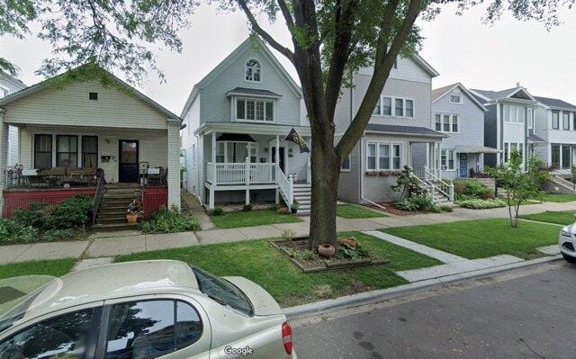 4 Bedroom 4 Bath In Chicago IL 60618 for Rent
