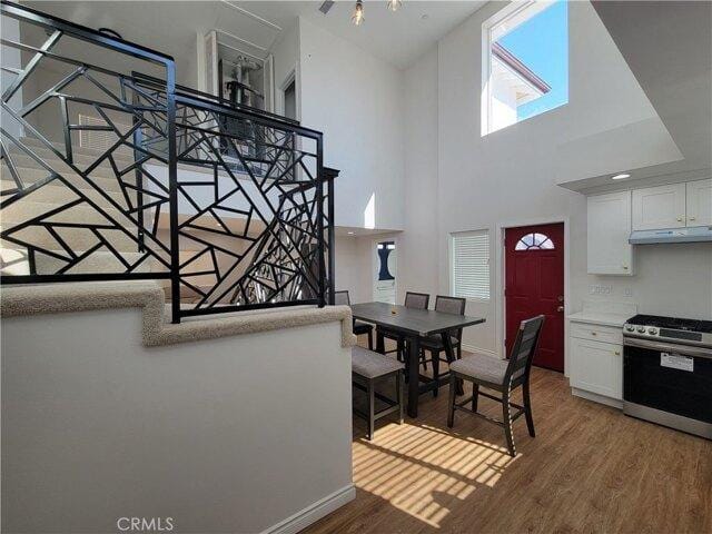 4 Bedroom 4 Bath In Los Angeles CA 90019 for Rent