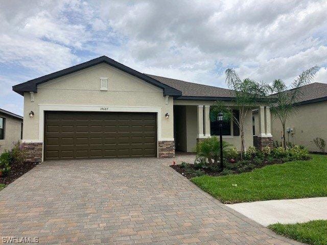 3 Bedroom 3 Bath In Fort Myers FL 33905 for Rent