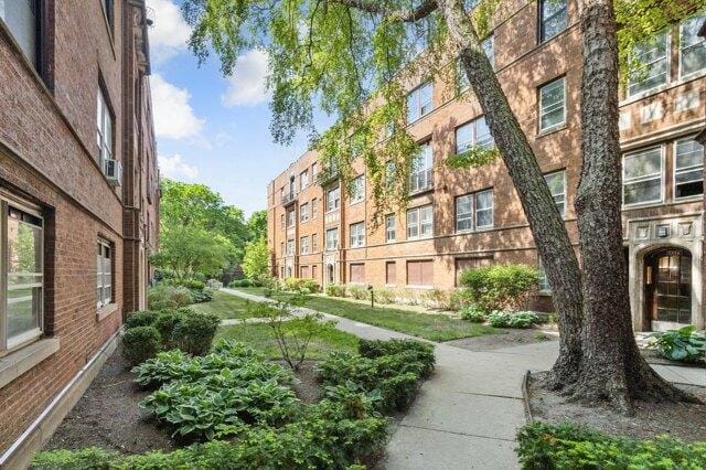 Home For Rent In Chicago, Illinois