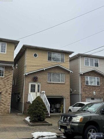2 Bedroom 1 Bath In Harrison NJ 07029 for Rent