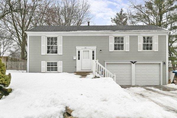 5 Bedroom 2.5 Bath In Montgomery IL 60538 for Rent