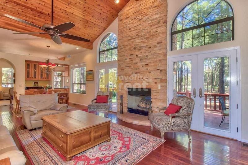 Gorgeous single-level 3 bed home in Flagstaff for Rent