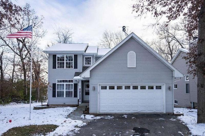 241 NE Rochester, POPLAR GROVE, IL 61065  611922689 for Sale