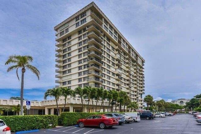 2 Bedroom 2 Bath In Boca Raton FL 33431 for Rent