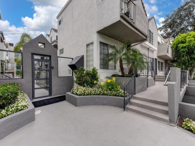 2Bd 3Ba Available Now $2775/mo for Rent