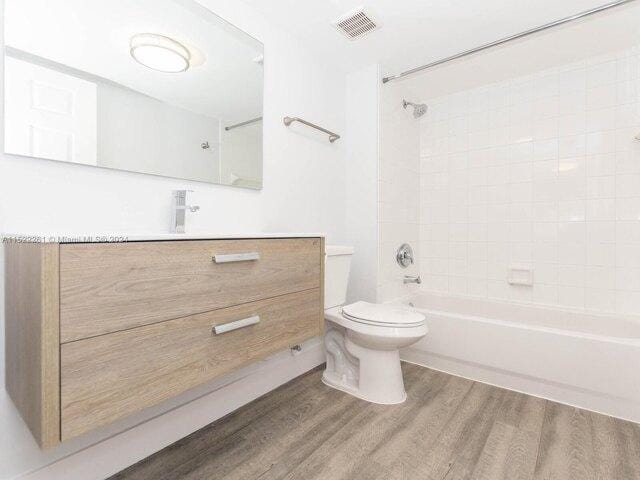 Condo For Rent In Pembroke Pines, Florida