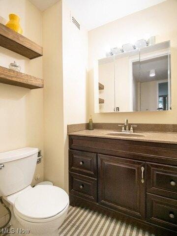 Condo For Sale In Lakewood, Ohio