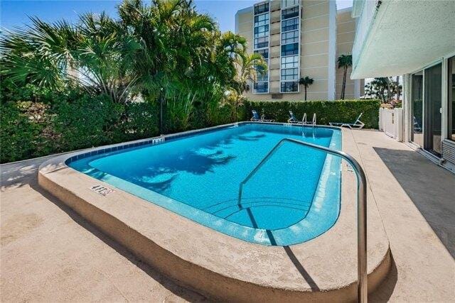 Condo For Sale In Clearwater, Florida