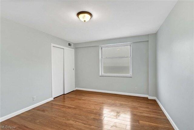 Condo For Sale In Lakewood, Ohio