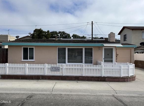 304 Cahuenga Dr Oxnard, CA 93035 - Home For Rent