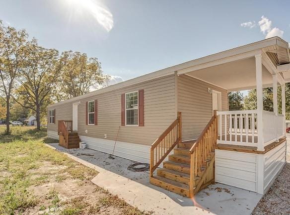 766 Wall St #10 Livingston, IL 62058 - Home For Rent