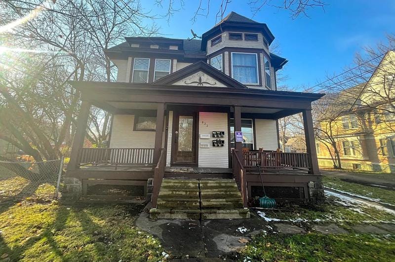 922 S Park St, Kalamazoo, MI 49001 - MLS 24003399 for Sale