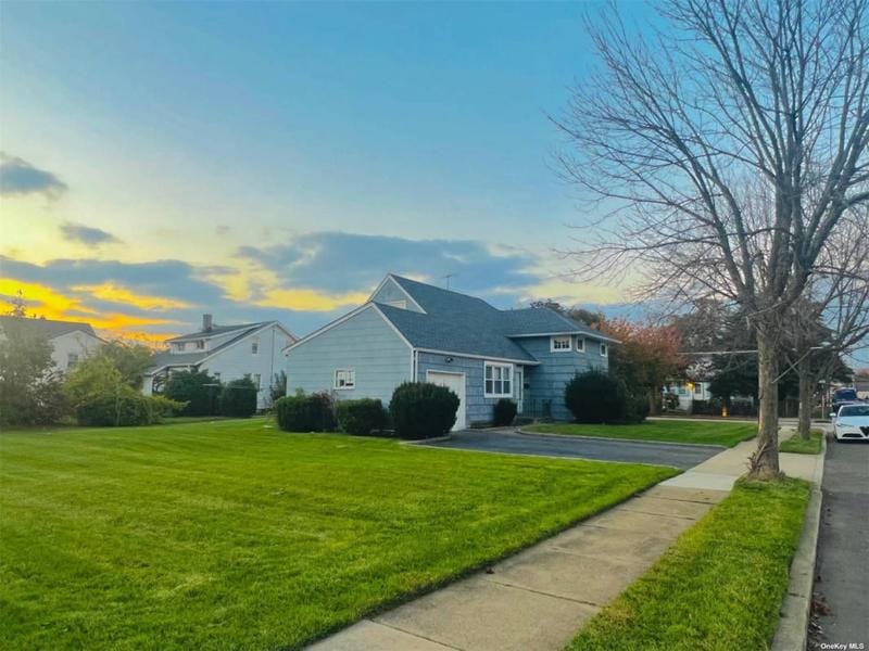 385 N COLUMBUS AVE, Freeport, NY 11520 Single Family Residence For Sale  MLS# 3514808 for Rent