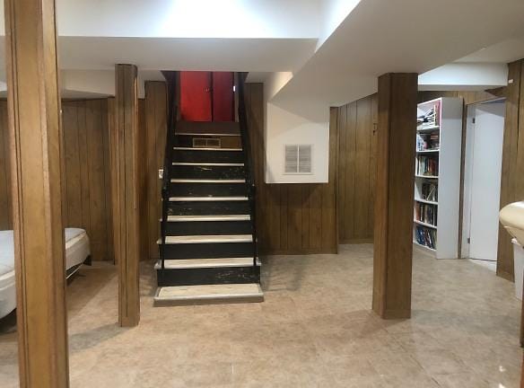 215 W Lake Dr NW unit Basement Atlanta, GA 30314 - Home For Rent