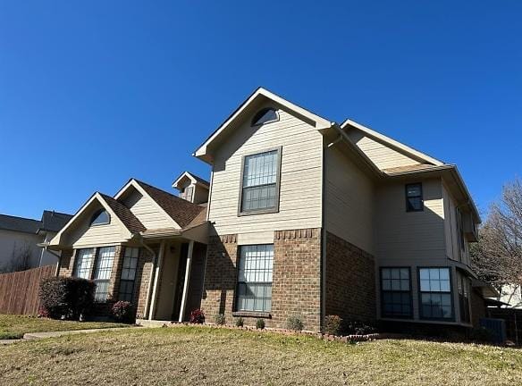 557 Trails Pkwy Garland, TX 75043 - Home For Rent