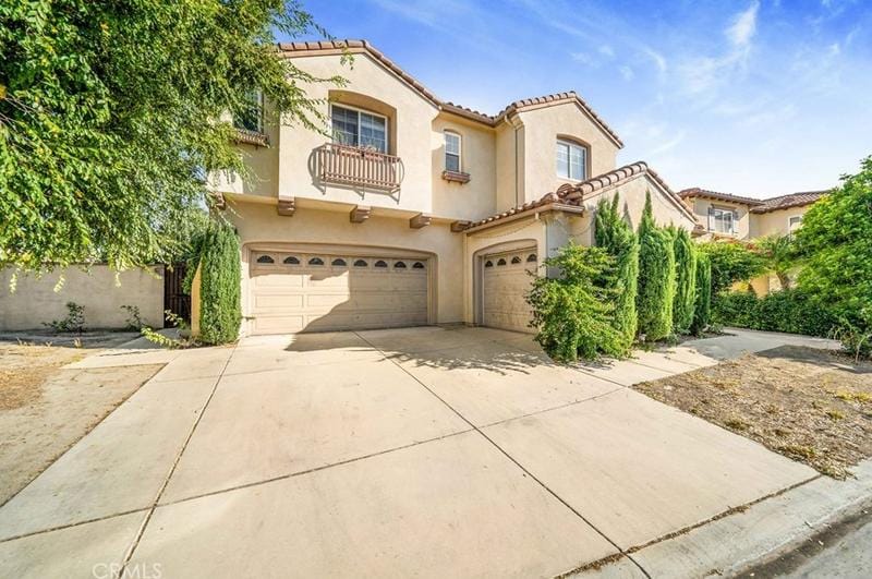5744 Indian Pointe Dr, Simi Valley, CA 93063 - MLS DW23150250 for Sale