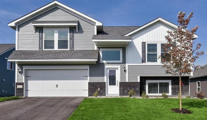 39693 Fallbrook Ave, North Branch, MN 55056 - MLS 6478039 for Sale