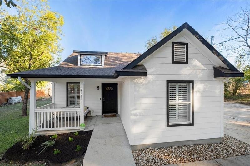 2011 Maxwell LN, Austin, TX 78741 for Sale
