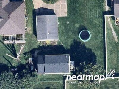 Redwood Ave for Sale