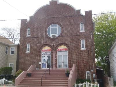 Blinman St for Sale